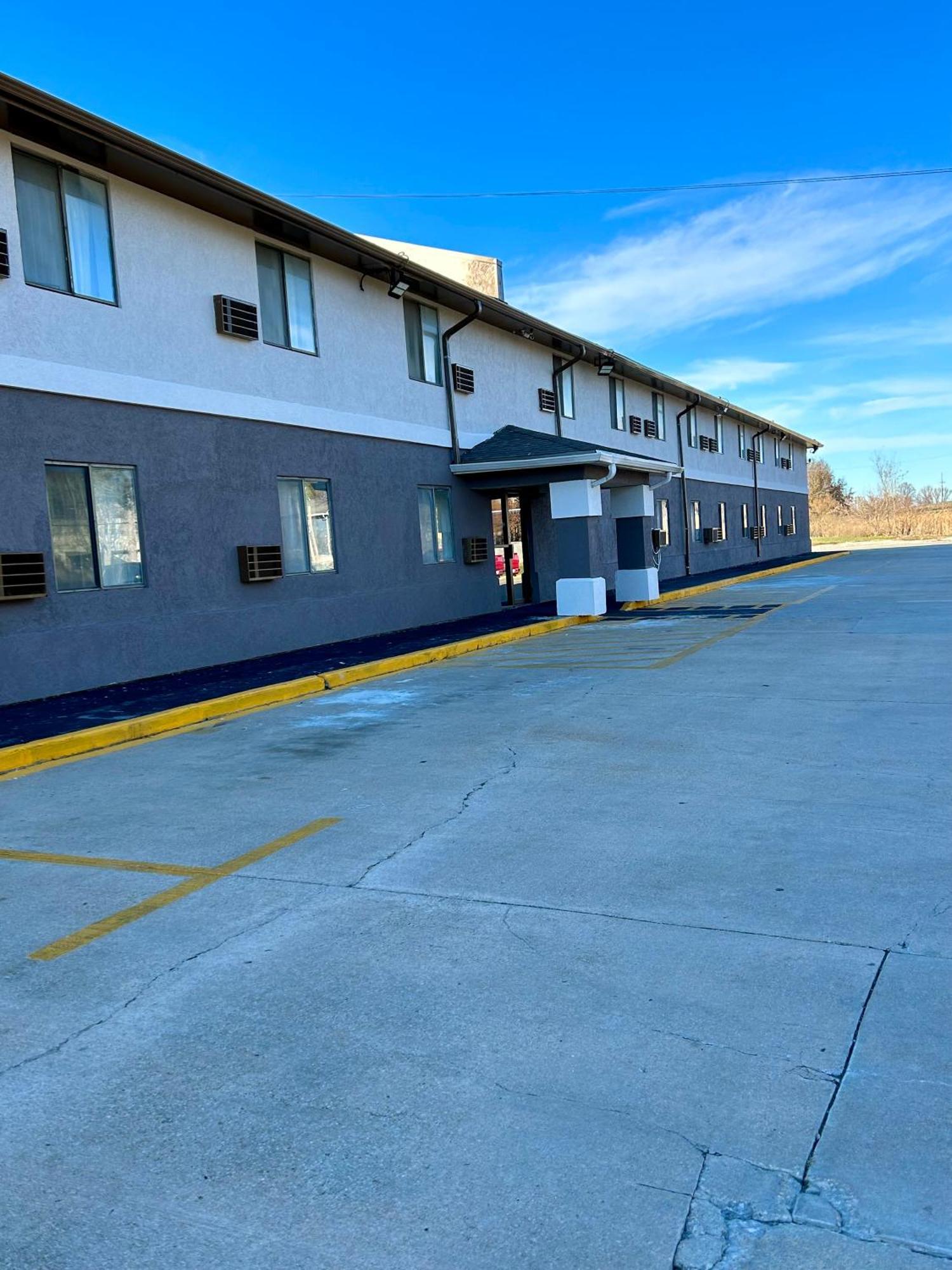 Rodeway Inn Emporia Luaran gambar